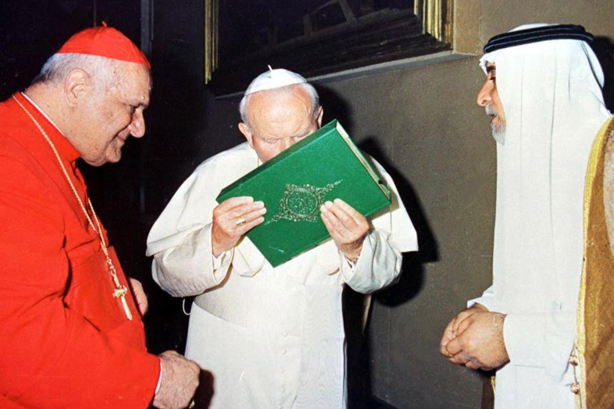 Padre Javier Olivera Ravasi tweet media