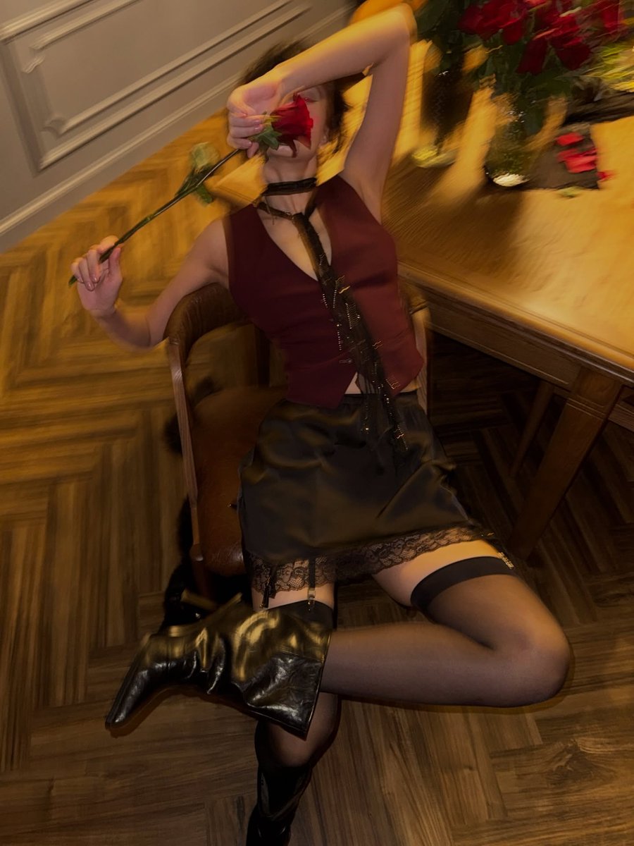 ᐯᗩᒪᗴᖇIᗩ tweet media