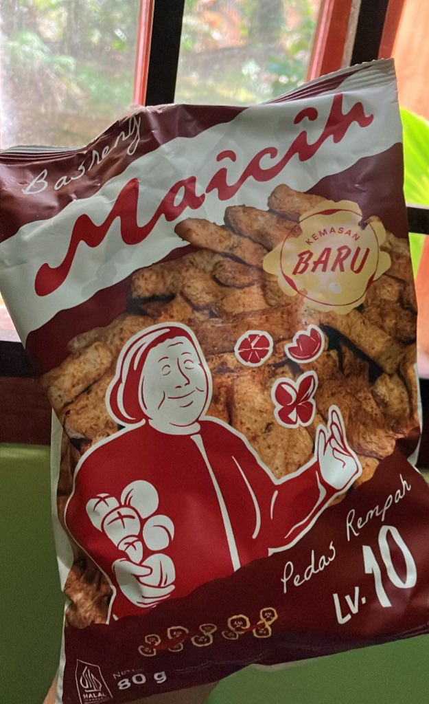 dnj_dwi's tweet photo. Huhuhu enaqqq semuaaa, terakhir makan waktu masih kuliah tahun 2015, dulu banyak di Alfamart dan Indomaret sekarang syusahhh nyarinya kudu di online baru adaaaaaa😖🥹 https://t.co/nexoXziEu9