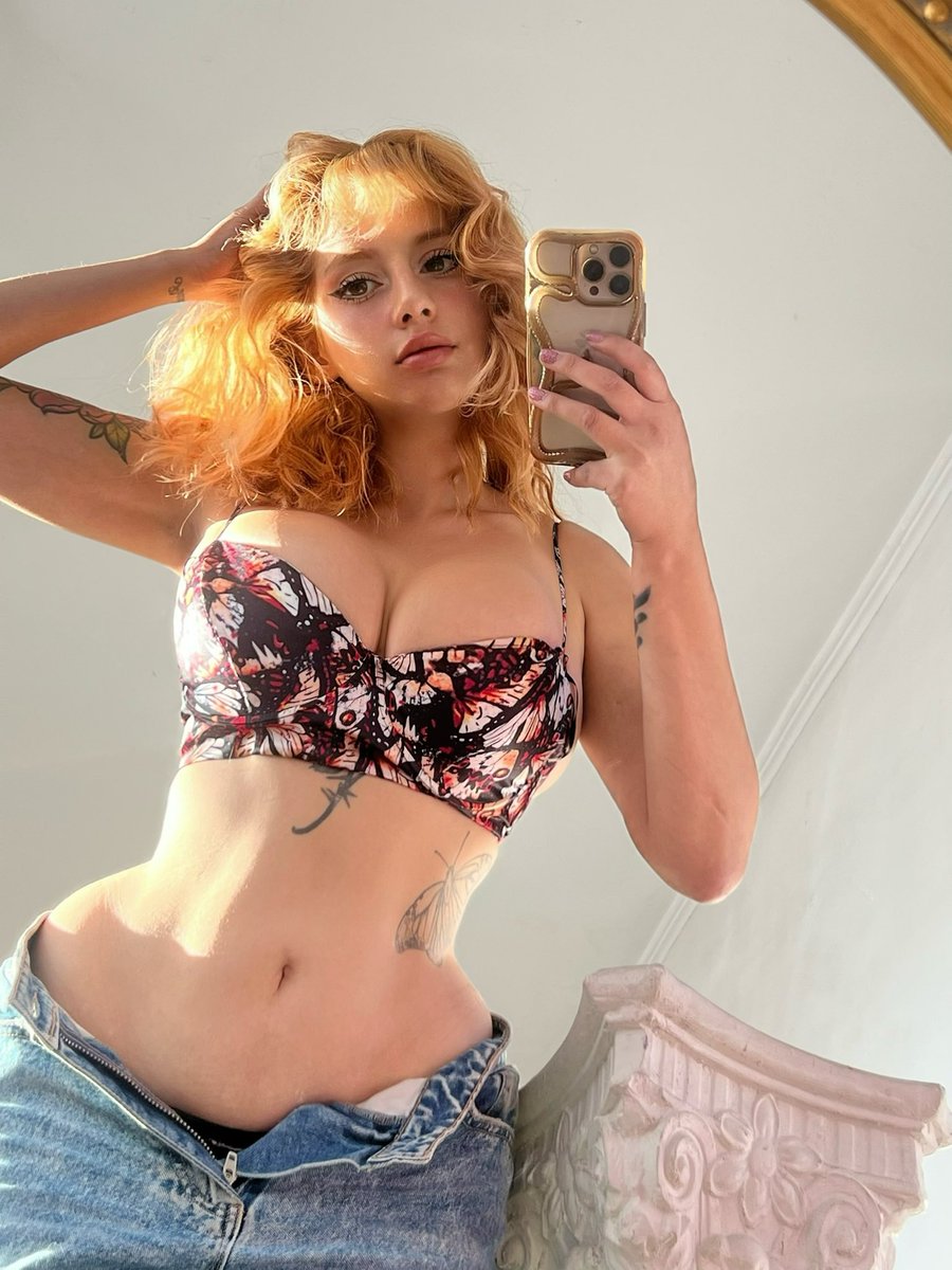 Afrodite 💋 tweet media