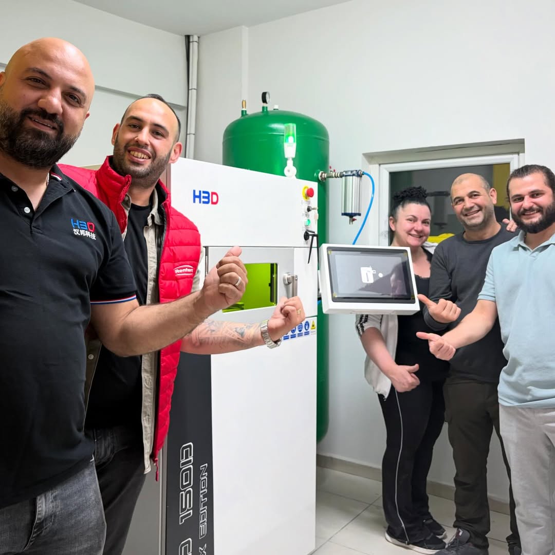 HBDAdditive2015's tweet photo. 📣 The HBD 150DFLEX in Türkiye is now operational at Platin Dental in Denizli. With dual-laser technology, stable performance, and efficient output, it supports high-precision dental metal AM. 

Thank you, Platin Dental, for your trust.🙌 https://t.co/1HaR7pTt4i