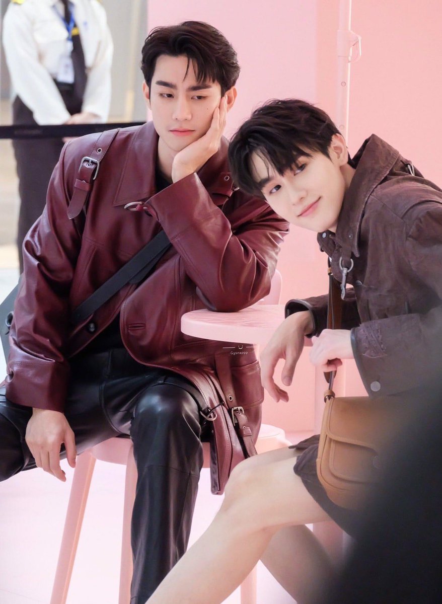 อะโระกาติ๊ tweet media