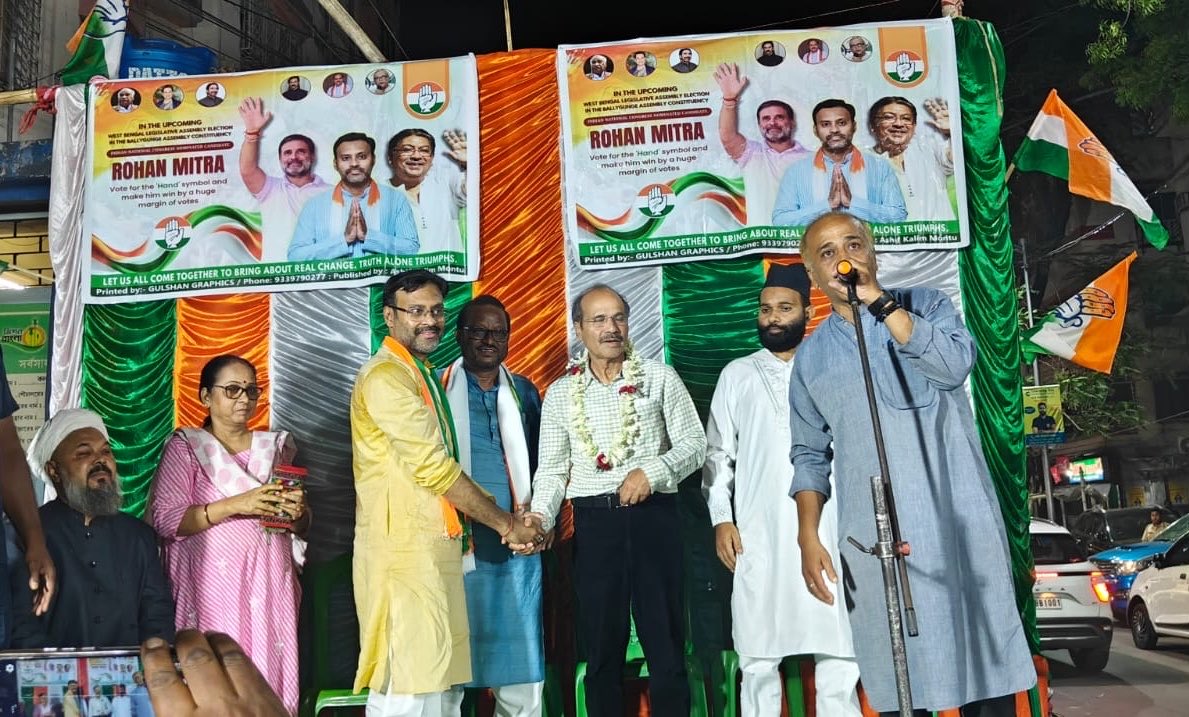 rohansmitra's tweet image. Indebted in my political life to @adhirrcinc for his presence and speech in my political rally. Blessed to have @khanchy2178 dada care for me so much. I have learnt a lot, with age we realise that what is real and what is fake. This campaign taught me a lot. #Ballygunge #Kolkata