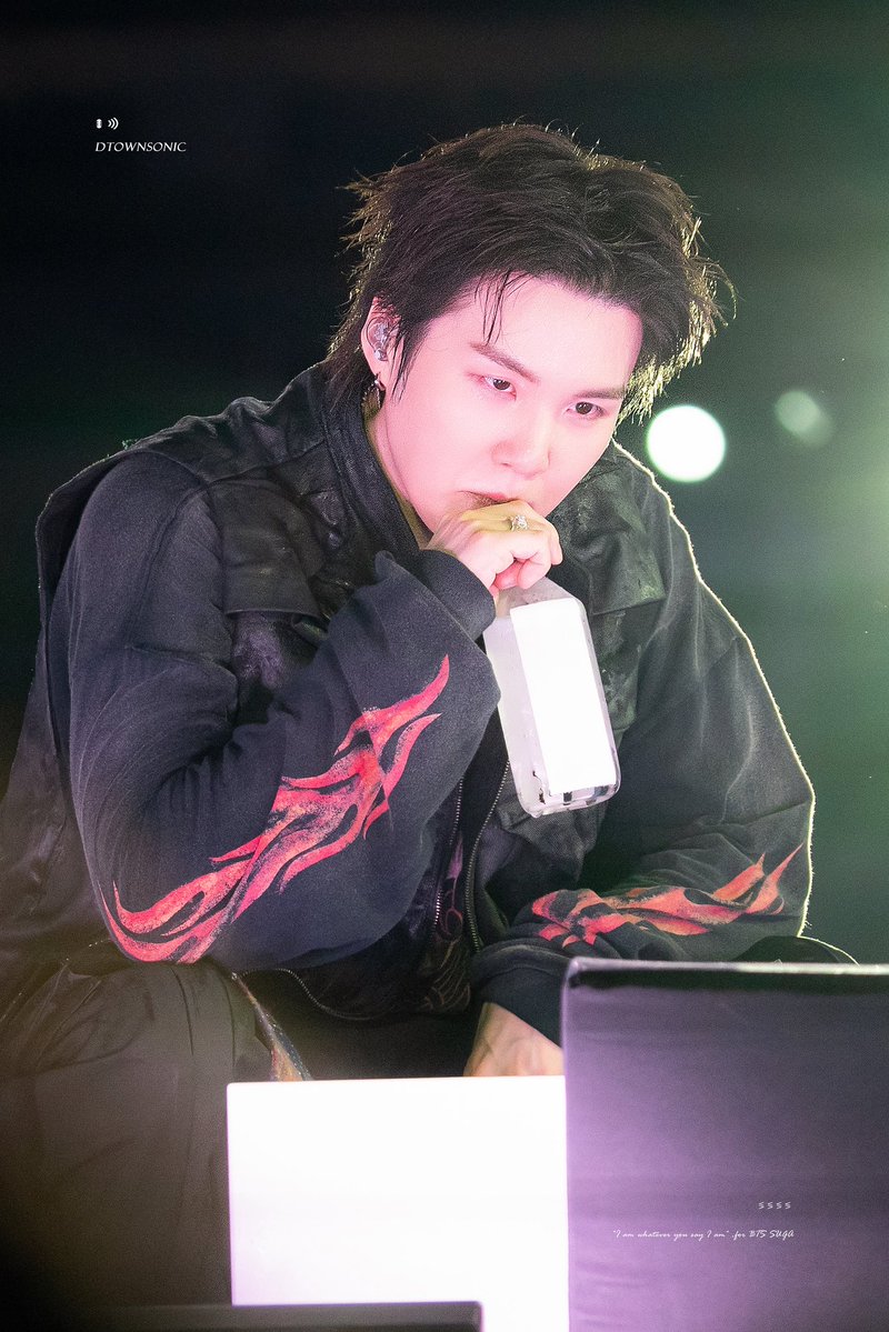 dtownsonic_suga's tweet image. #SUGA #슈가 #BTS #방탄소년단  
#민윤기 #AgustD 
260426
@BTS_twt