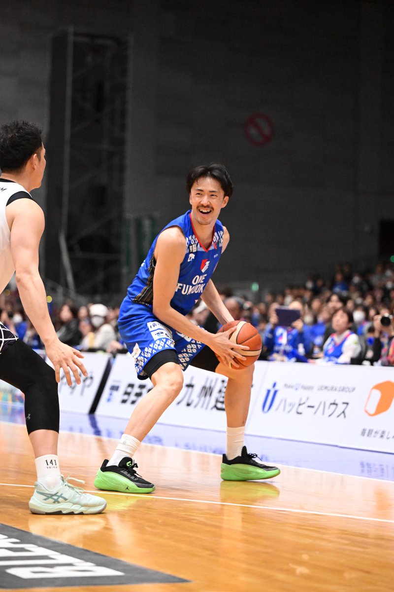 rz_fukuoka's tweet photo. キャプテン同士のマッチアップ🧡💙⚡️
@seiya0409 @HayatoKantake https://t.co/dO9GtH8xeu