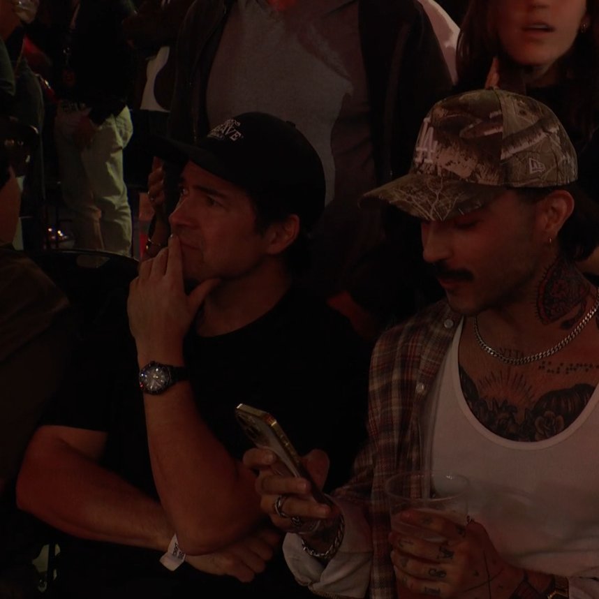 Viral Geek tweet media