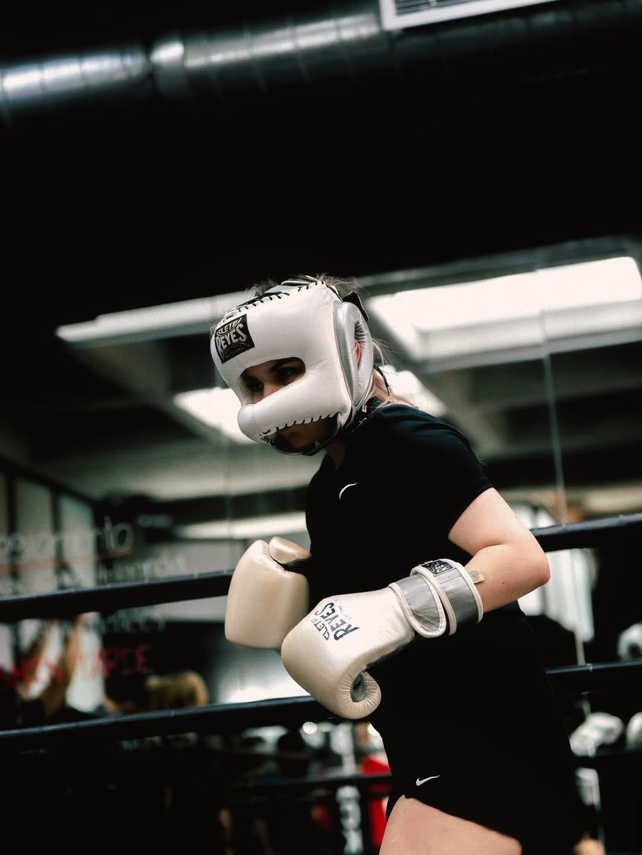 PÉGAME A MI SAMANTHA🫦🫦