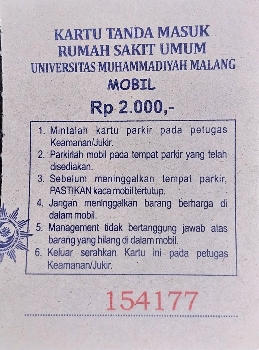 Ini oke sih parkir mobil 2K, cuma knp klausula baku itu ttp msh ada? Bagi yg tau klausula baku tsb ttp bisa di proses hukum sih santai, untuk yg tdk tahu itu kasihan. Lalu saat mau keluar di suruh serahkan karcisnya lg itu buat apa?