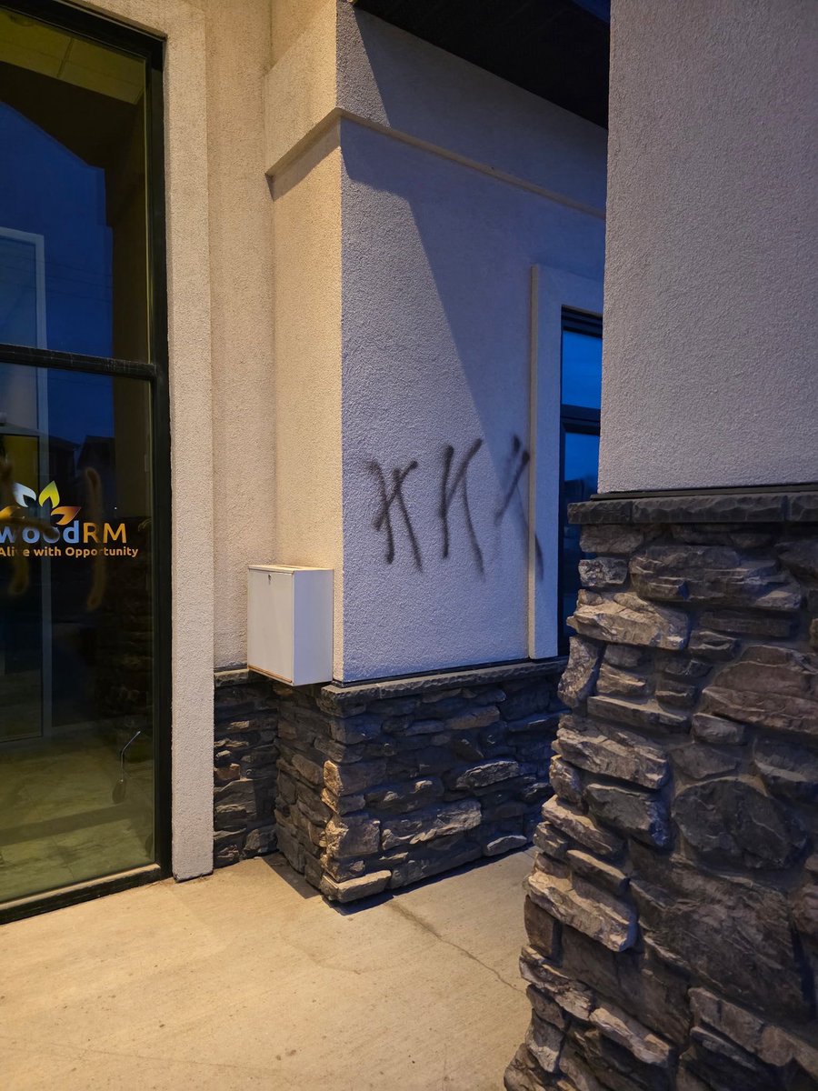 Just Bins tweet media