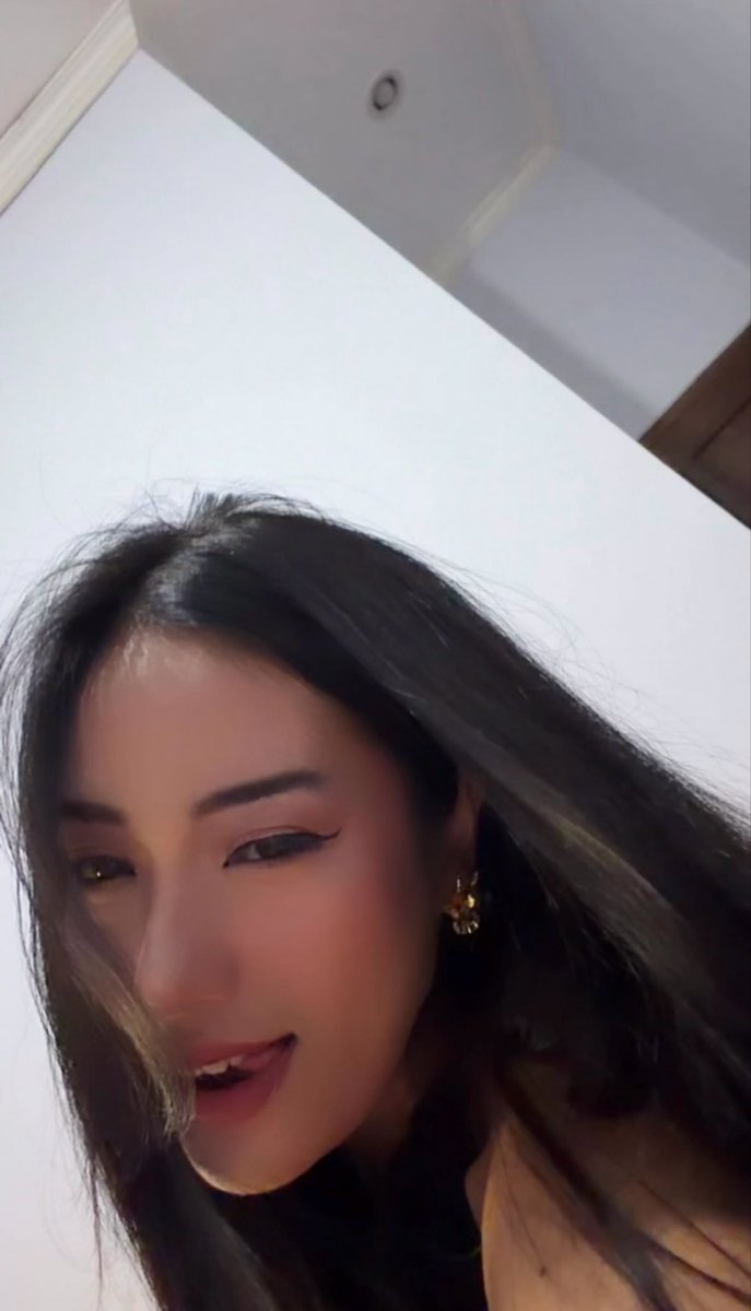 Alienearthh ✨ tweet media