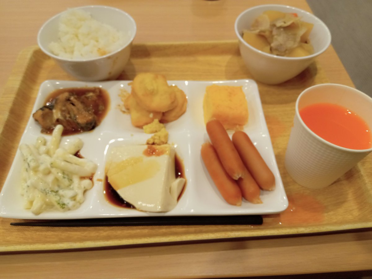 Jetstream_FL360's tweet photo. ビジホの朝食バイキングと大浴場が大好き過ぎて、最近は休みの日に内職のコワーキングスペースとして利用しています🖐🏻

 #ABホテル https://t.co/5Fp11n6sjX
