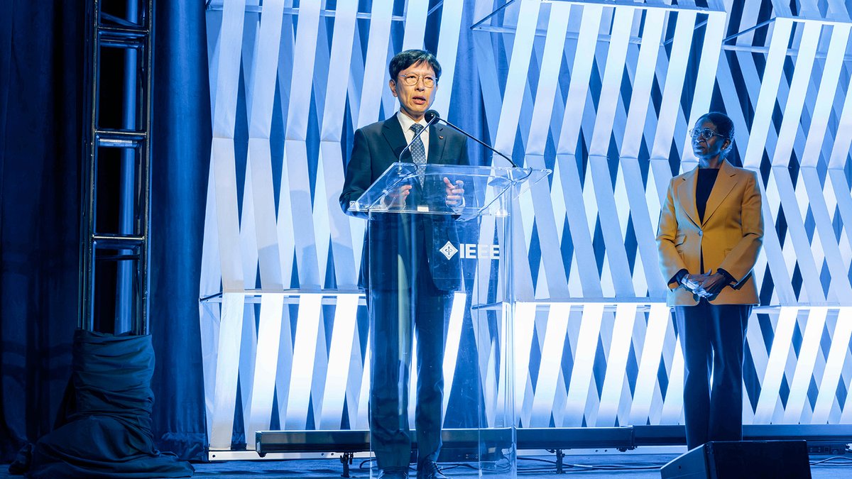 SKhynix's tweet image. Recognized for advancing the #AI computing ecosystem, @SKhynix has received the 2026 Corporate Innovation Award from #IEEE org.
Driven by our stable mass production of #HBM generations and robust partnerships, wecontinue to lead AI innovation.

news.skhynix.com/2026-ieee-awar…

#SKhynix