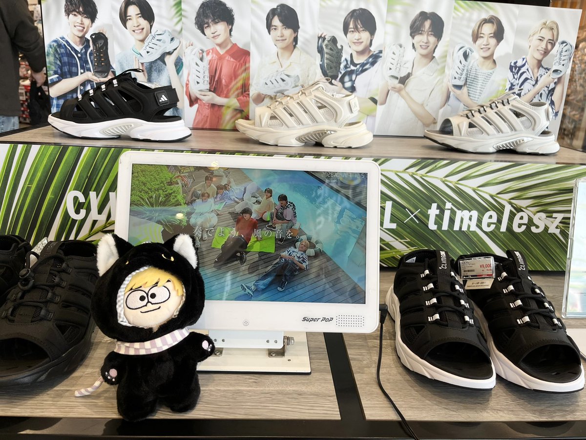 shino_kawaii215's tweet image. サンダル購入してきました♡
結構大きめだったから店舗で買ってよかった！
今年の夏いっぱい履こーっと( ◠‿◠ )🤍

#ABCマート #adidas #CLIMACOOL #timelesz #クライマクール