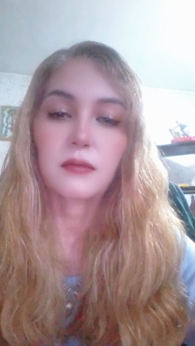 analia valenzuela tweet media