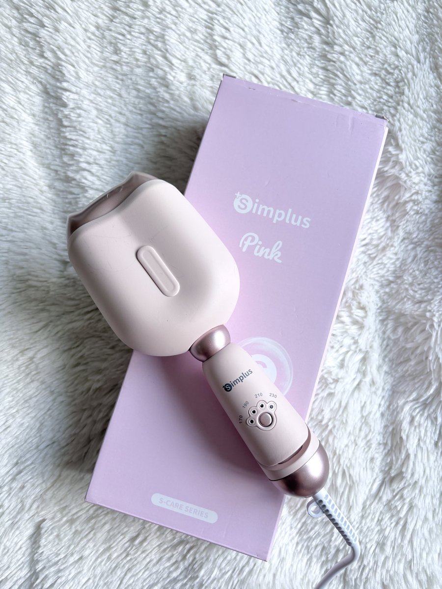 qui2khai's tweet photo. ส่งต่อที่หนีบผมลอนมาม่าsimplus 
🏄🏼‍♀️ส่งต่อเพราะไม่ค่อยได้ใช้🍥

🎯200 รวมส่ง

• เปิดปิดได้ปกติ มีรอยนิดหน่อยไม่ส่งผลต่อการใช้งานคับ

#ส่งต่อเสื้อผ้า #ส่งต่อเสื้อผ้ามือสอง #เสท้ิผ้ามือสองสภาพดี #โล๊ะตู้ #ส่งต่อที่หนีบผม #ส่งต่อที่ม้วนผม #ลอนมาม่า https://t.co/evrcRltSzx