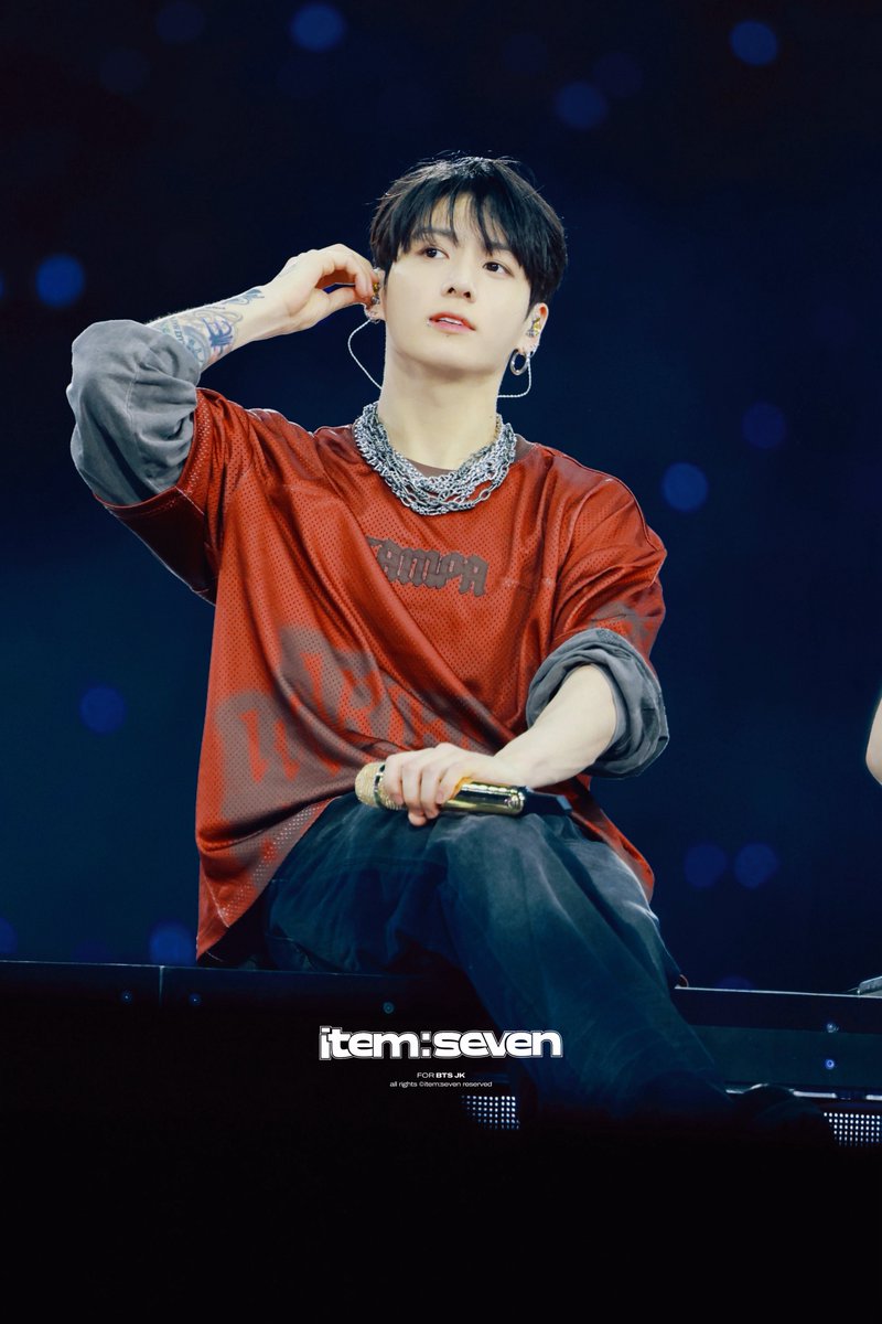 ItemsevenJK tweet media