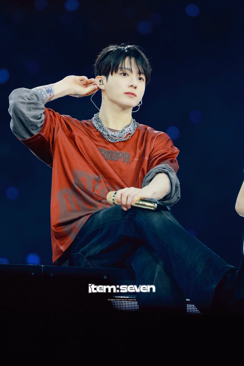 ItemsevenJK tweet media