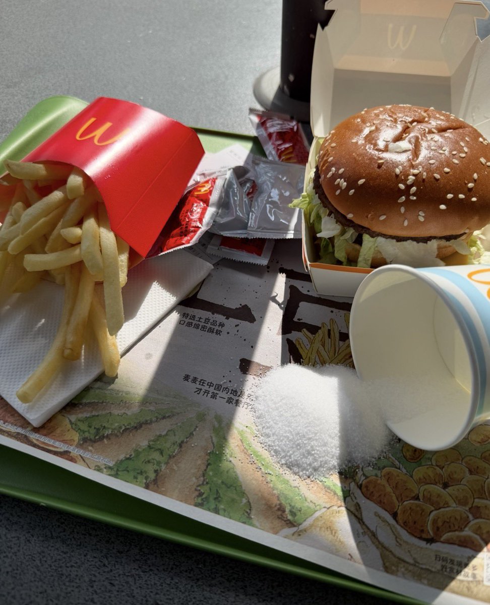 Miss Money Penny tweet media