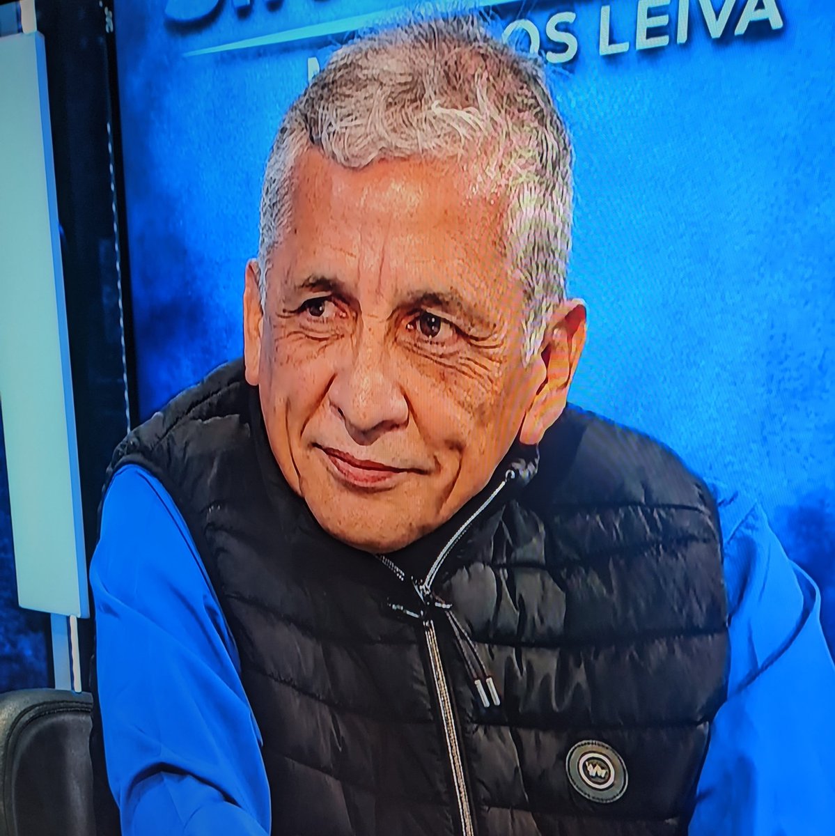 cinencuadar's tweet photo. Antauro acaba de jubilar a Milagros Leiva en televisión nacional. https://t.co/piIJozSRTB