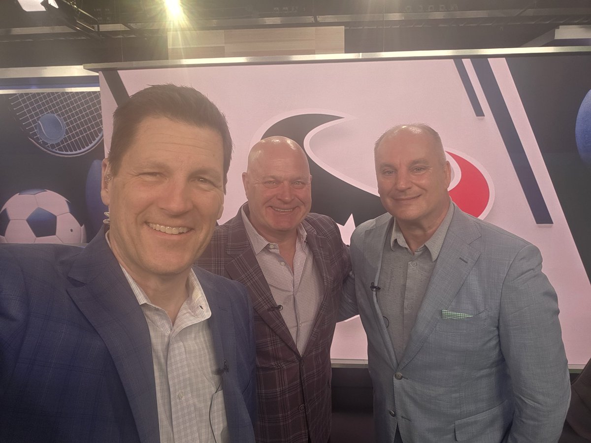 KPRC2RandyMc's tweet image. Stick around after #Rockets and News. SPORTS SUNDAY rolls out!  #Rockets  Game 4 , #Texans draft with @SeanTPendergast  &amp;amp; @AaronWilson_NFL  + @KPRCNick spotlights Will Anderson Jr +
#Astros win and @GlennDavisSoc talks @FWC26Houston