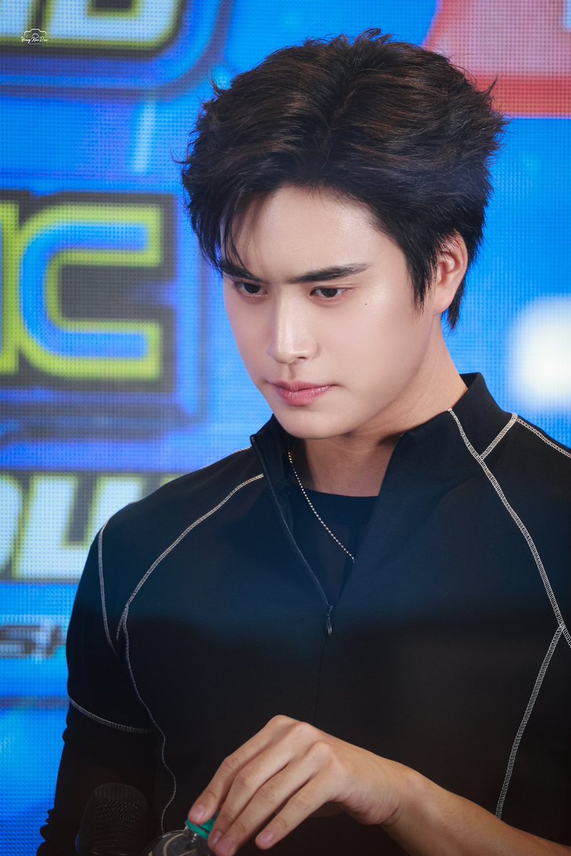 หล่อมากกกกกกก

DANGEROUS GEMINI AT TMC
#TMCLIVExGEMINI
#เจมีไนน์ #Gemini_NT