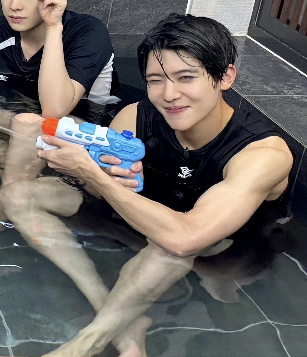 chair🌷⋆˚ ʚїɞ tweet media