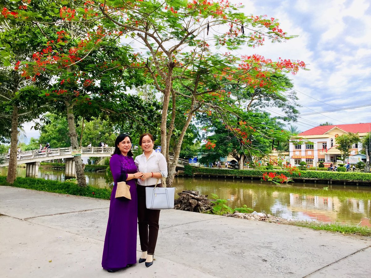 Cô Giáo Cấp 2 tweet media