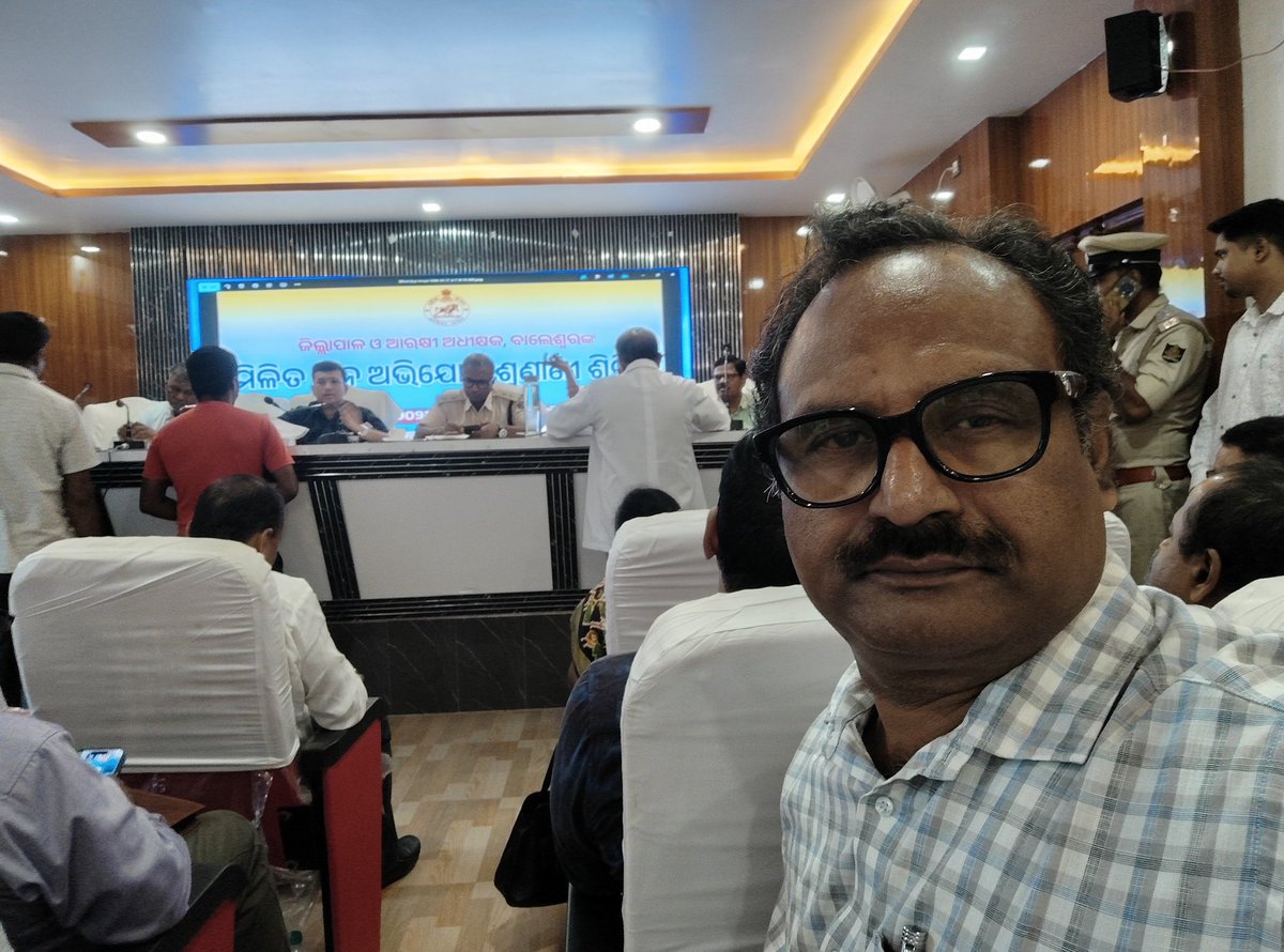 RabinarayanPat1's tweet photo. Attending joint Grievance hearing of Collector and SP balasore at Bahanaga Dist Baleshwar https://t.co/pW0WEOAlt2