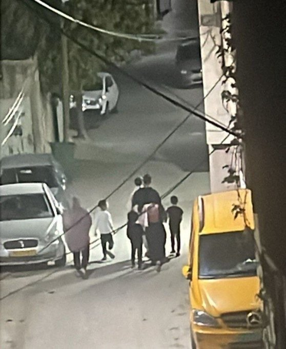 palinfoen's tweet image. Invasion, arrests, and forced displacement of families in Qalandia camp 

  Occupation forces stormed Qalandia camp, north of occupied Jerusalem, carrying out a campaign of raids and arrests among young men.
#GazaGenocide
#gazacrimes
#europe #Gaza #Palestine
#Israeliwarcrimes