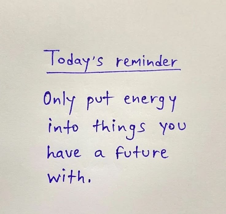 jaykatheria3924's tweet image. Your energy is a finite currency. Stop spending it on things that have already expired.
If there is no future in it, there should be no energy in it. Simple, but life-changing. 🧵
#Priorities #Focus #Mindset #SuccessTips