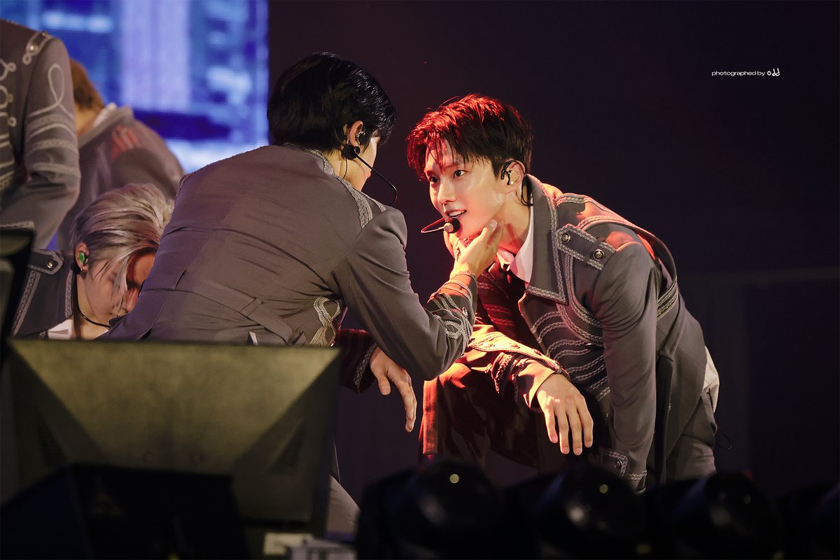 오드ᵒᵈᵈ tweet media