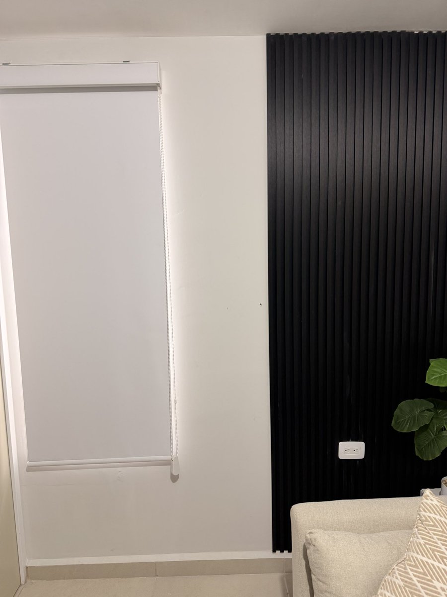 urielvallejo_'s tweet photo. Me instalaron mis luces y el lambrin decorativo ✨🫰🏻 https://t.co/MHD0s2Mcul