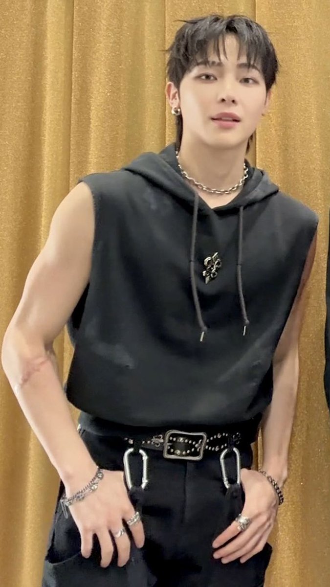 정신못체리🍒 tweet media