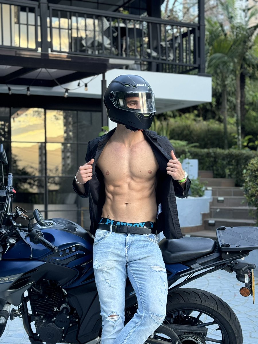 FindomTiger tweet media