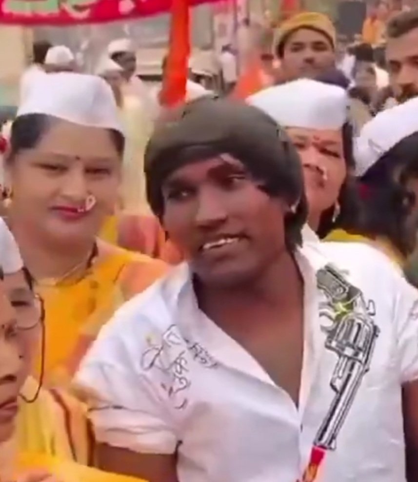 uCantHandleTheTruth tweet media