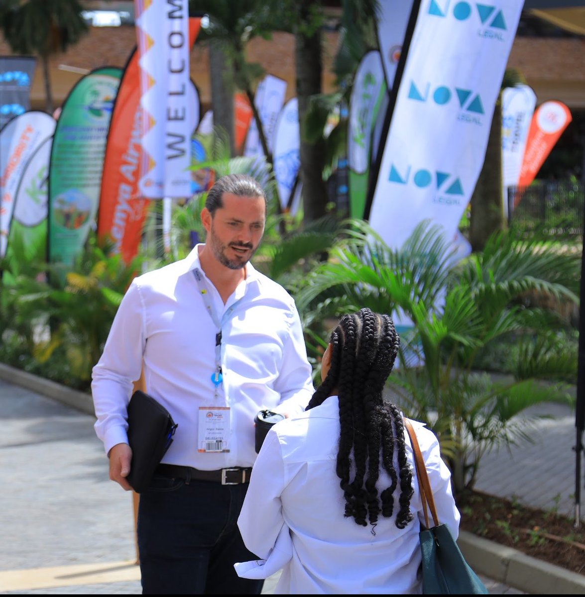 NitahVan's tweet image. Terms used at POATE 2026 that you need to know 

1. Exibitors
These are people in the field of tourism who pay to showcase their products and services for the public to come and see and make business with them eg tour operators, tour guides , hoteliers etc 

2. Hosted buyer