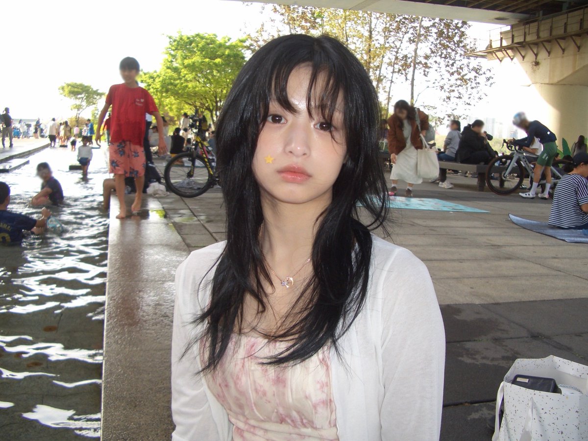 베모나 tweet media