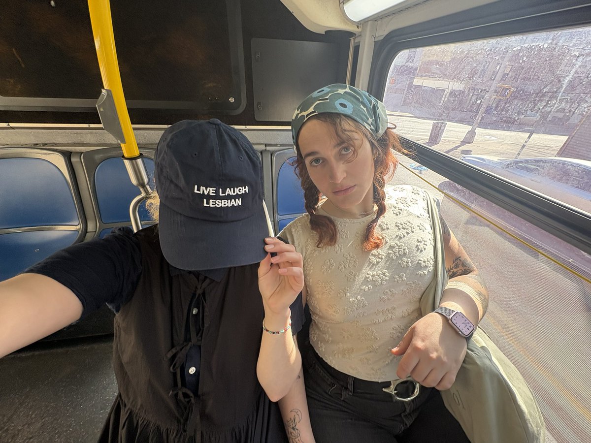 dylan vanessa tweet media