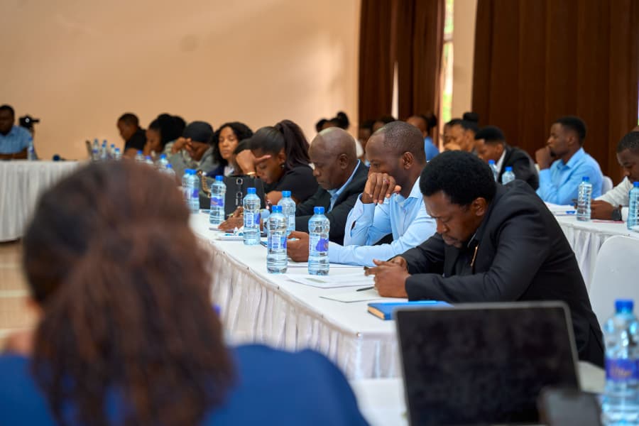 ZephaniaTz's tweet photo. Mnamo tarehe 24/04/2026, TLS Chapter ya Morogoro ilifanya Mkutano Mkuu wa Mwaka. Agenda kuu zilijumuisha mapitio ya utendaji, hali ya fedha, na mjadala wa kimkakati wa kuimarisha miundombinu ya Chama kupitia ujenzi wa jengo la kisasa la TLS Morogoro.

#TLS #AGM2026 https://t.co/aF1mhrVN0q