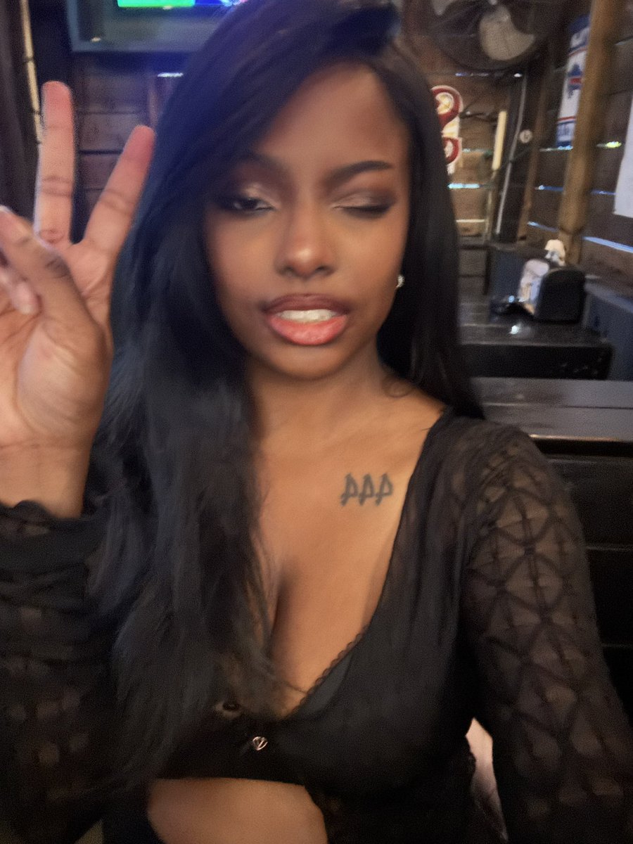 Hiiii <3
