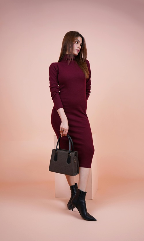 👗💼 Boss-lady vibes—stylish &amp; comfy office wear you’ll love. 👉 See picks: buff.ly/11h0X2G

✨ Don’t miss more fashion inspo—follow <a href="/ThreadsWerindia/">Threads</a> today!

#OfficeStyle #BossLadyGoals #TrendingWear #Threads #WeRIndia