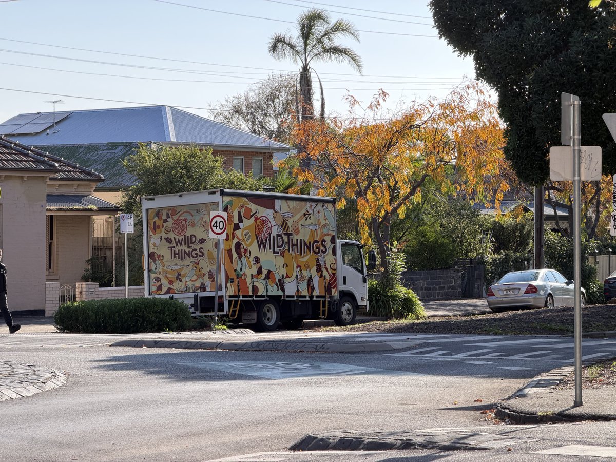 billisdoing's tweet image. Fitzroy North, where the wild things are. #Melbourne
