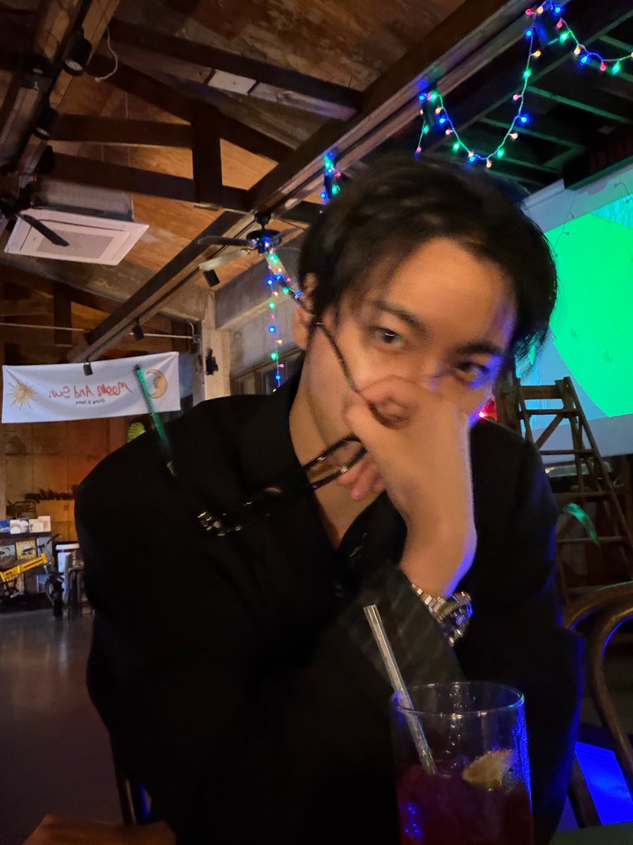 seonghwa source tweet media