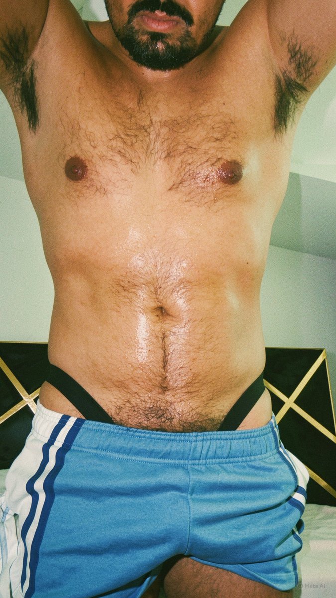 BrianExtrem's tweet image. Sunday vibes #Gay #Gaybody #Men