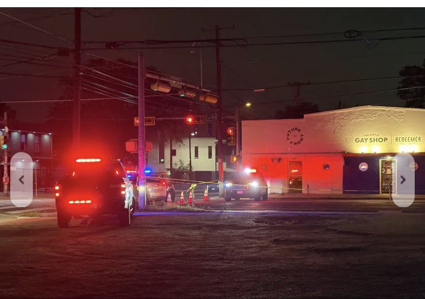 TheLastHopeUSA's tweet image. AUSTIN, Texas — The Austin Police Department is investigating a shooting that took place in East Austin Sunday night. 

The incident took place just before 8:30 p.m. at the 2000 block of E 12th St.

Number of injured and casualties still remain unknown 
#Shooter #Austin
