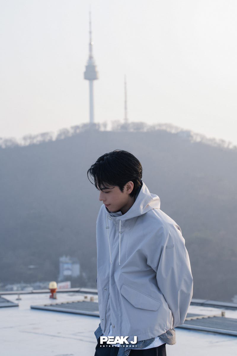 훙 tweet media