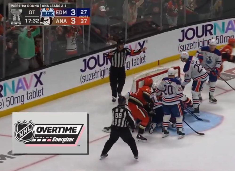 Huge Lightning Fan tweet media