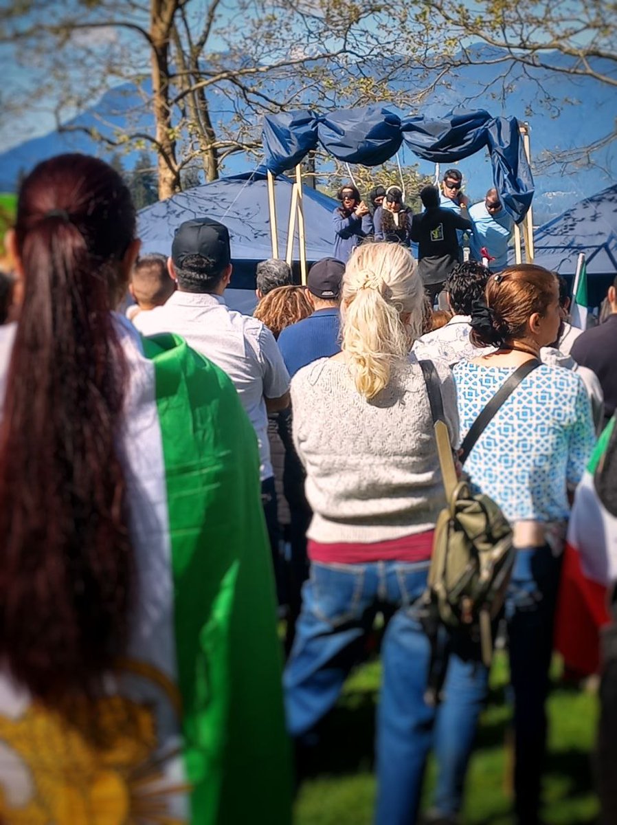 ye mihan parast tweet media