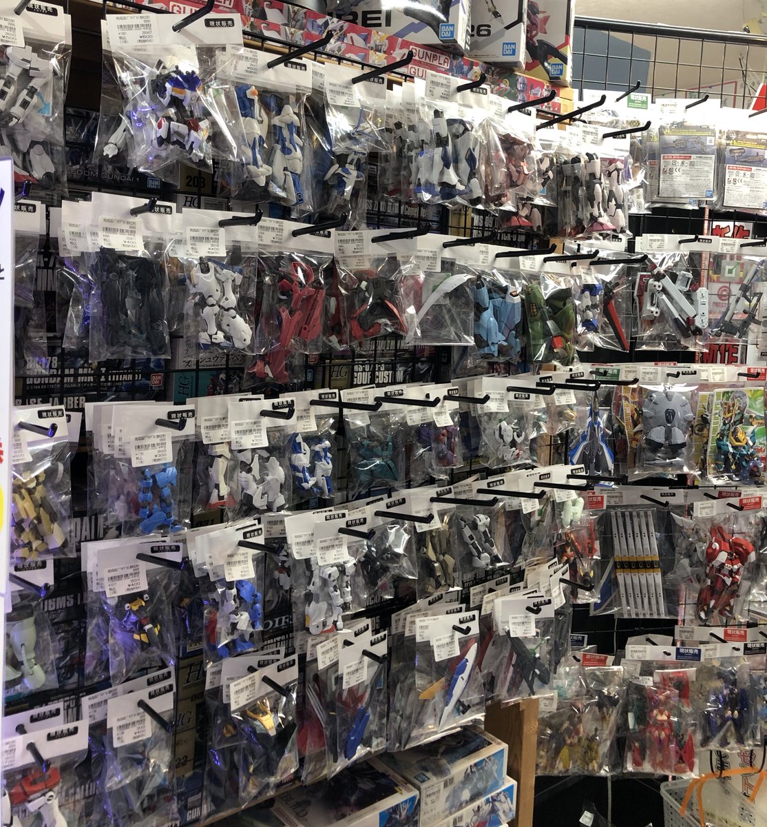 💫零式書店上前津2号店です💫 ・MG ドズル・ザビ専用ザクⅡ ・MG