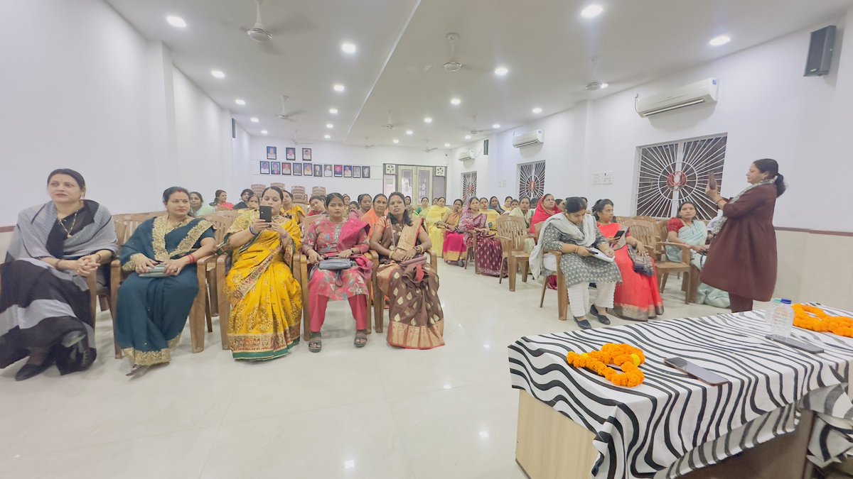 Priya Singh tweet media